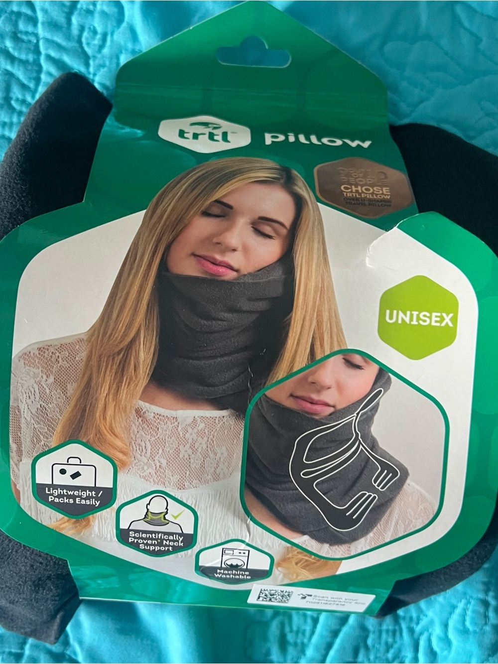 Trtl Unisex Travel Neck Pillow in Charcoal Gray